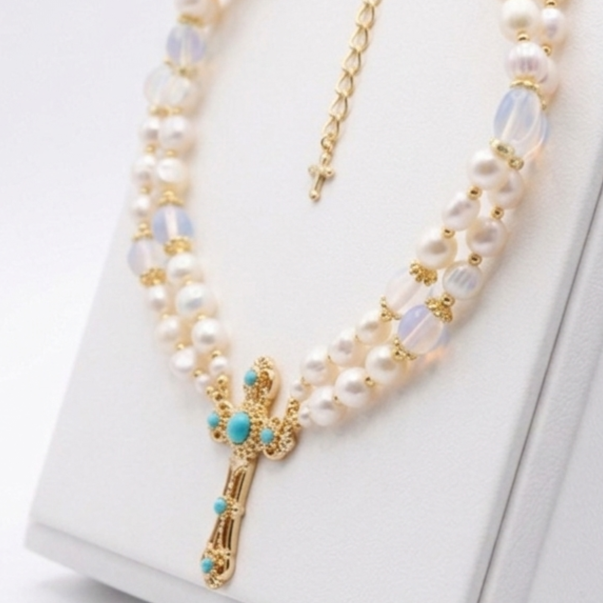 Collier IRIDESCENCE   Opale cristal